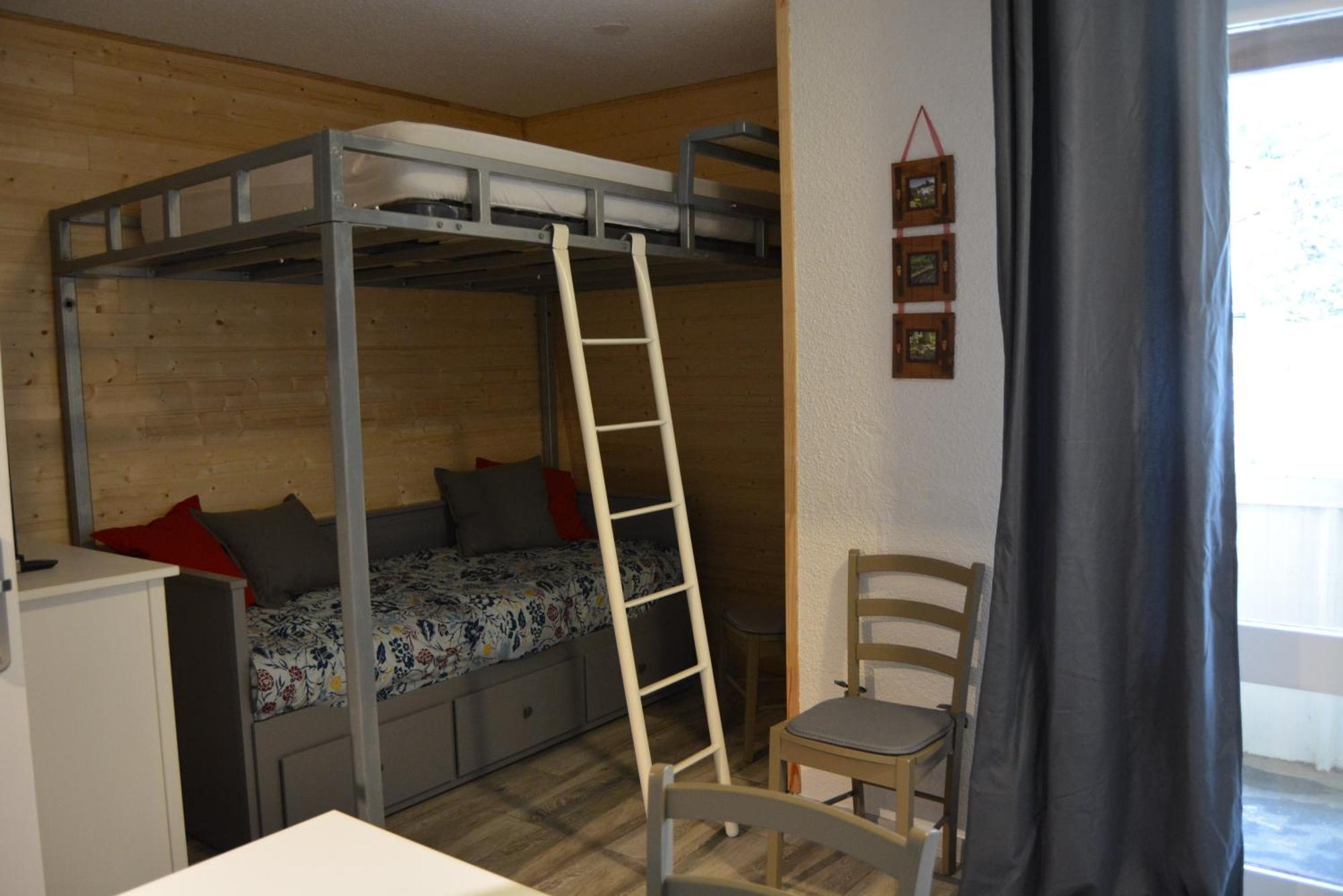 Apartment Marmotte: Renovated Val Soleil With Balcony And Free Parking Font-Romeu-Odeillo-Via
